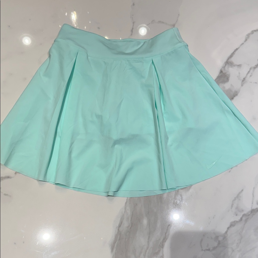Nike Women's Light Green Skater Skirt